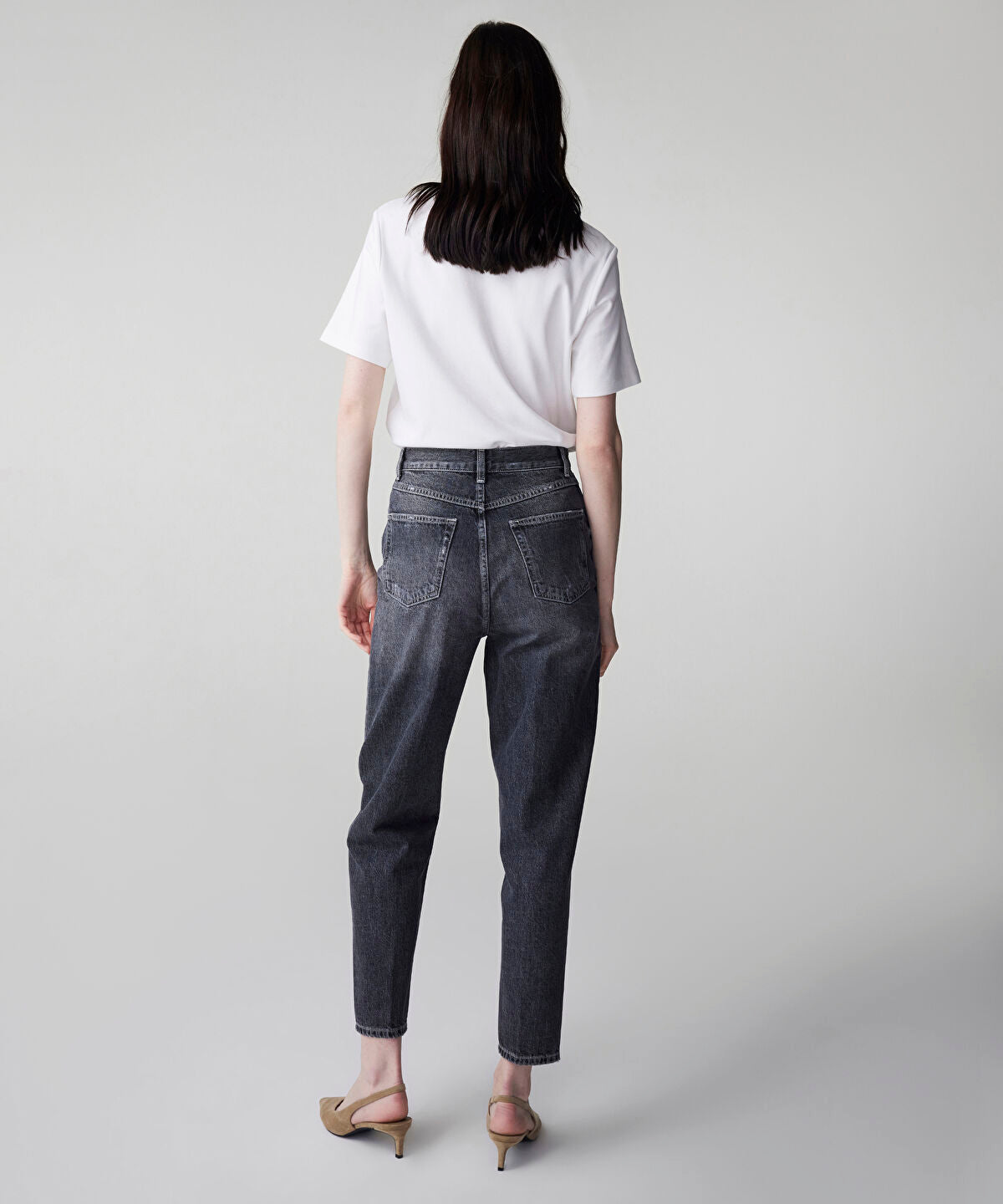 Zoomed Carrot Jeans