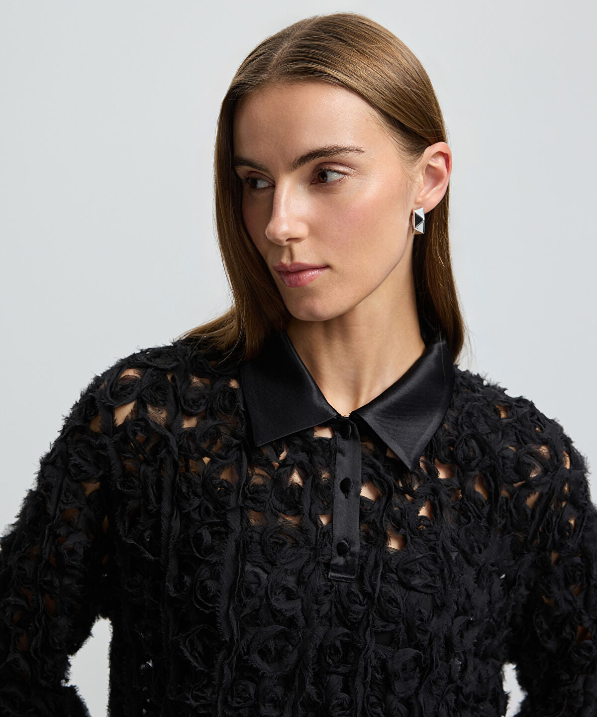 Zoomed Textured Satin Trim Shirt