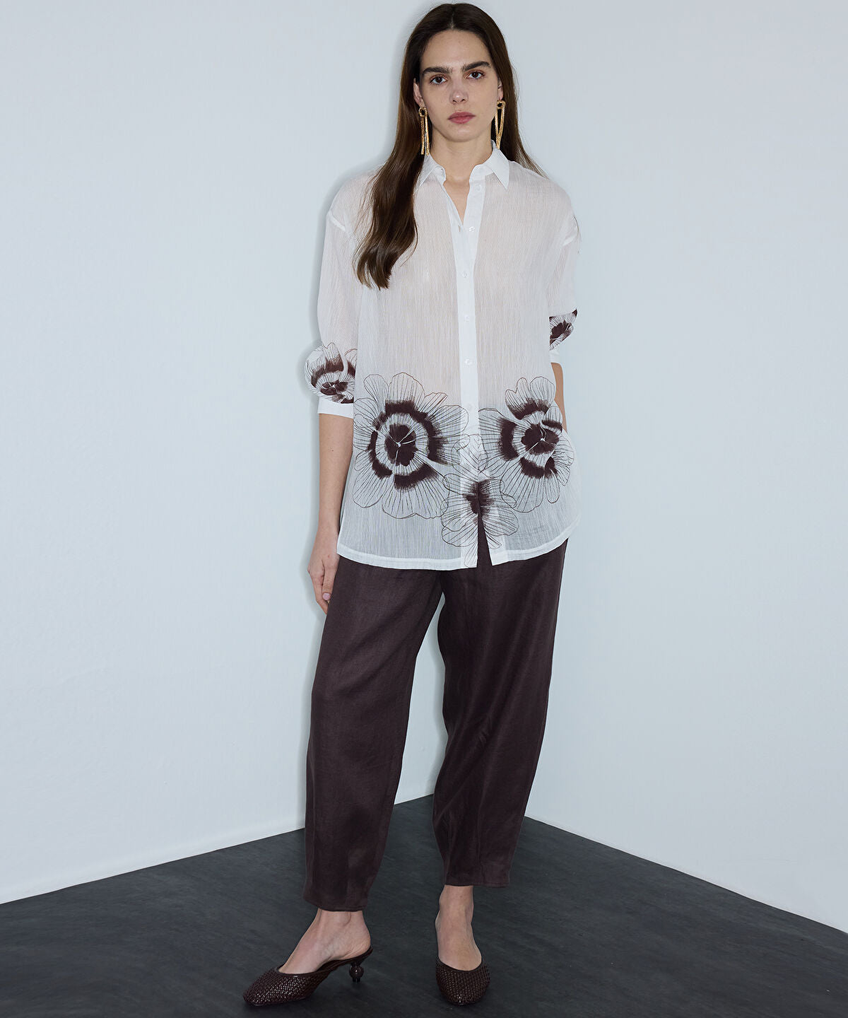 Zoomed Textured Printed Shirt