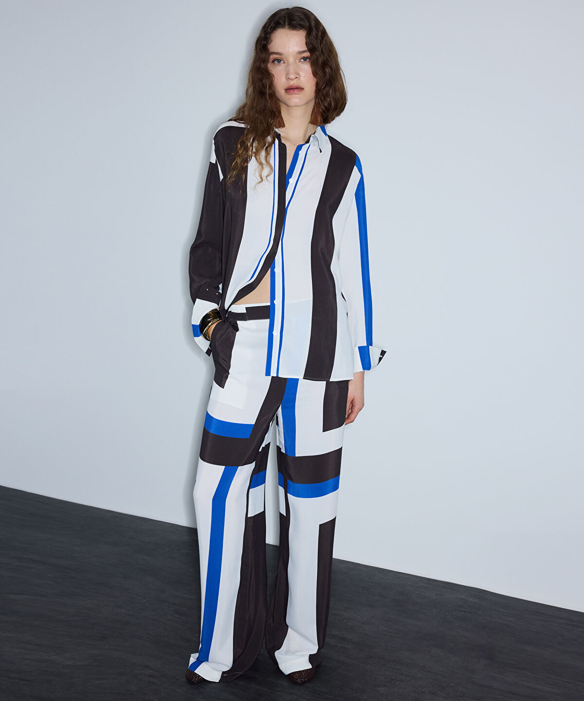 Zoomed Printed Color-Block Shirt