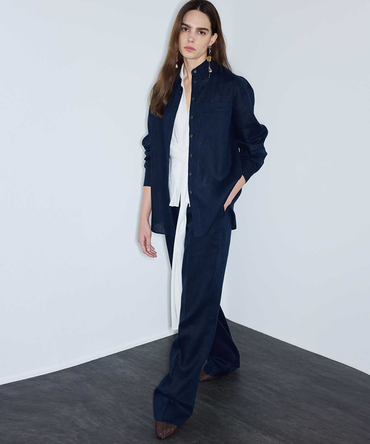 Zoomed Linen Shirt
