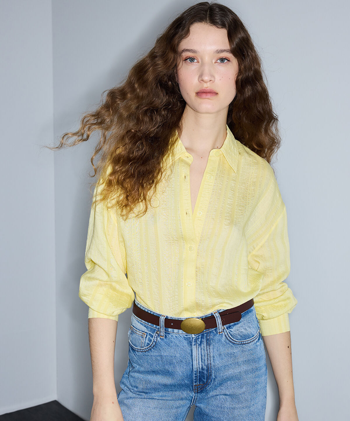 Zoomed Textured Cutout Shirt