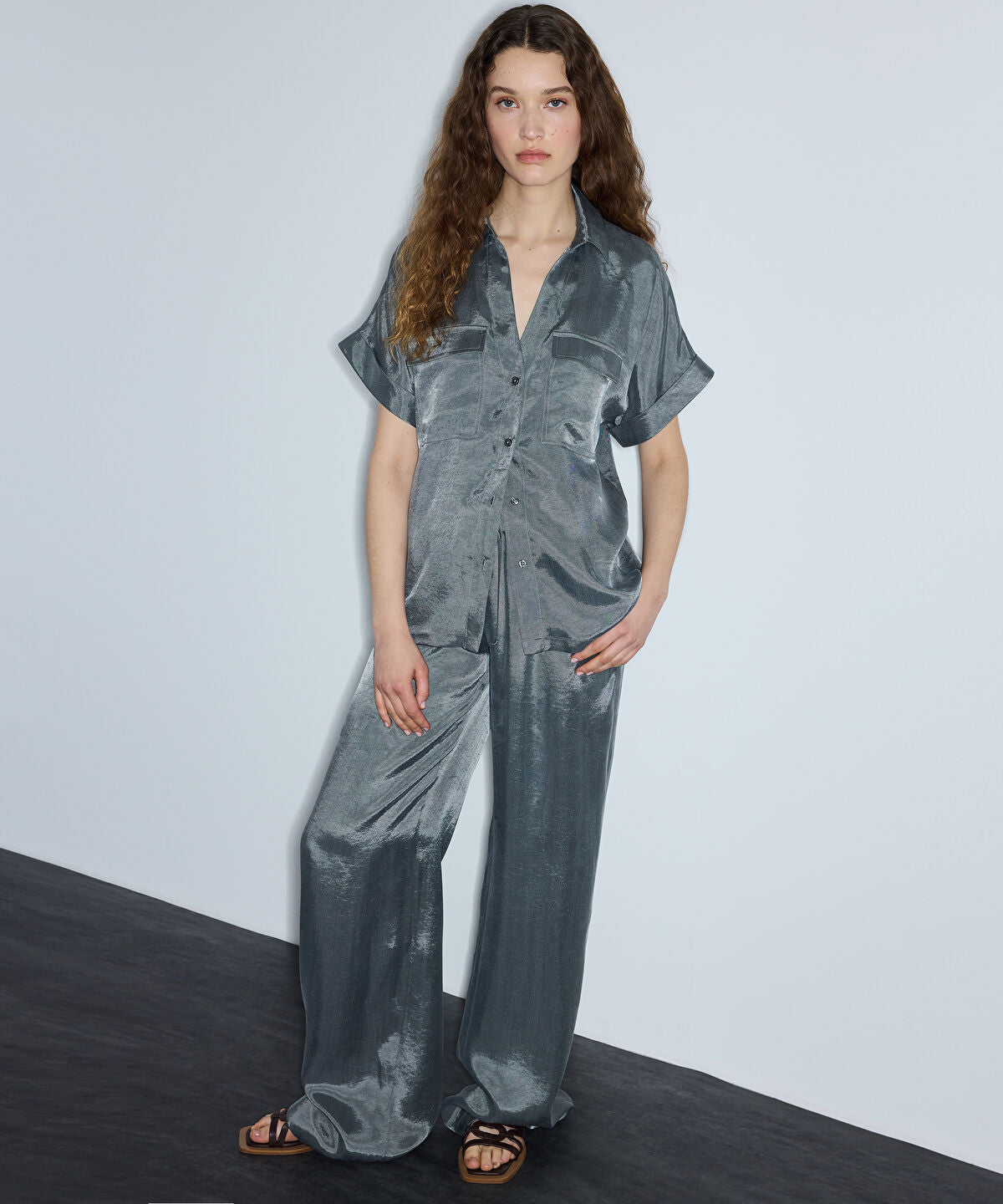 Zoomed Relaxed-Fit Shirt with Pockets