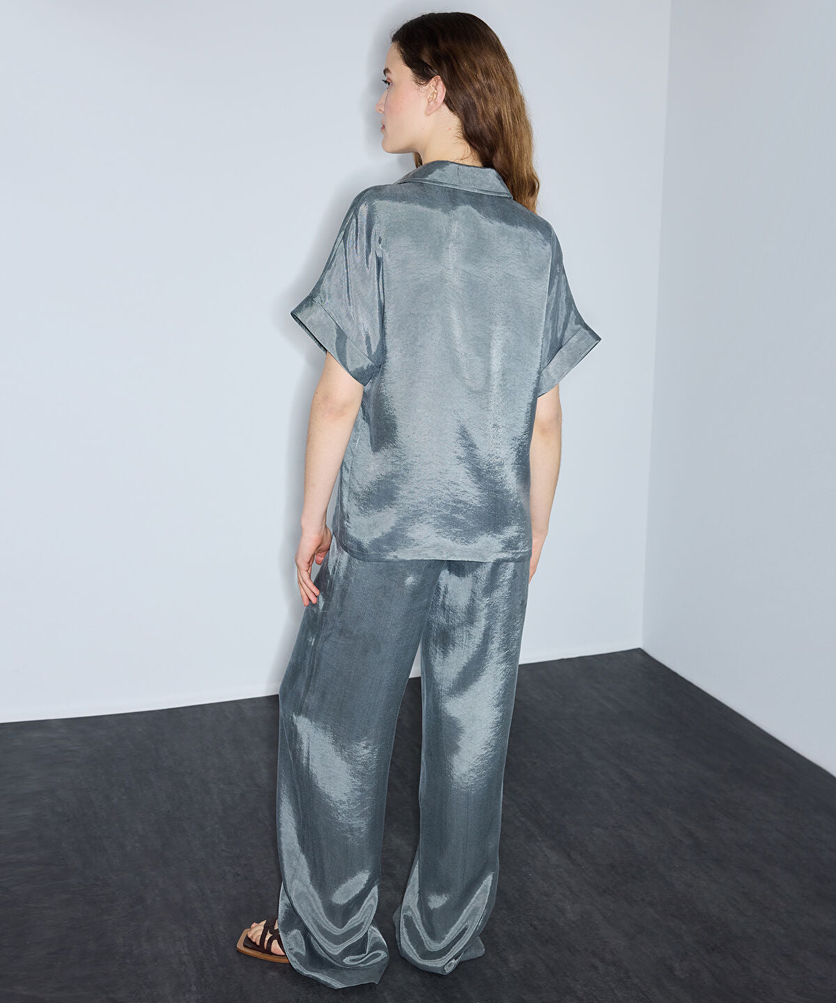 Zoomed Relaxed-Fit Shirt with Pockets