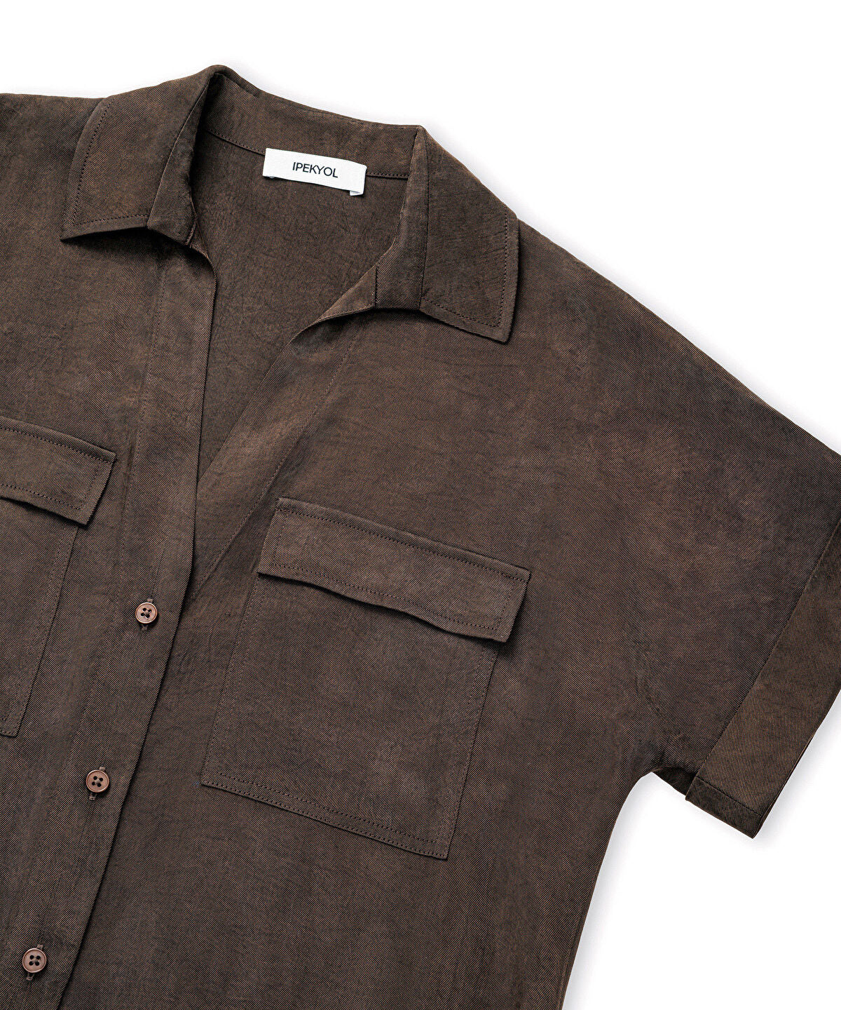 Zoomed Relaxed-Fit Shirt with Pockets