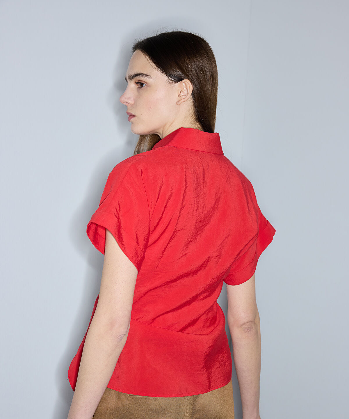Zoomed Asymmetric Tie Waist Shirt