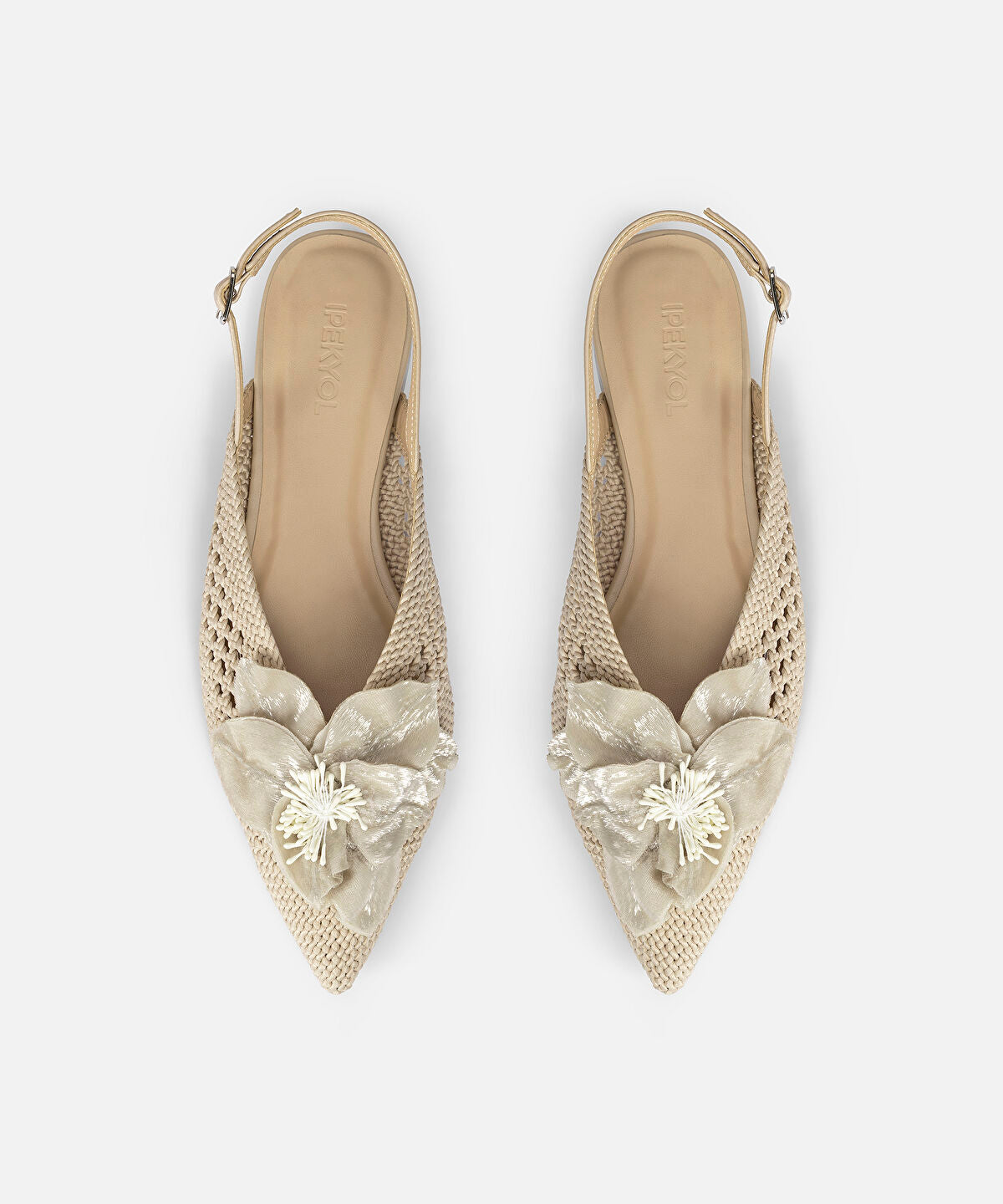 Zoomed Floral Appliqué Textured Flats
