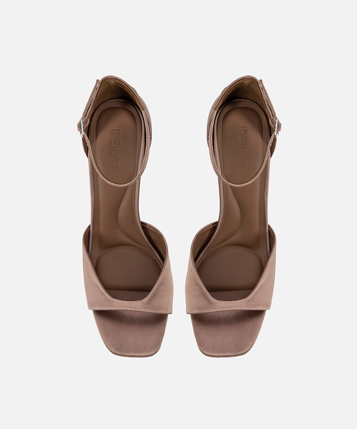 Zoomed Satin-Finished Heels