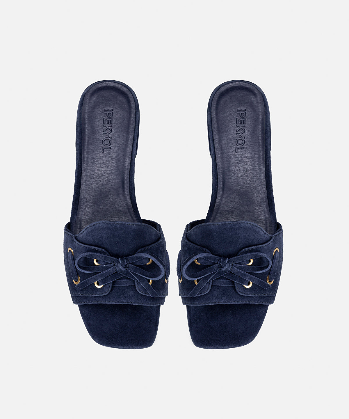 Zoomed Suede-Leather Slippers with Bow