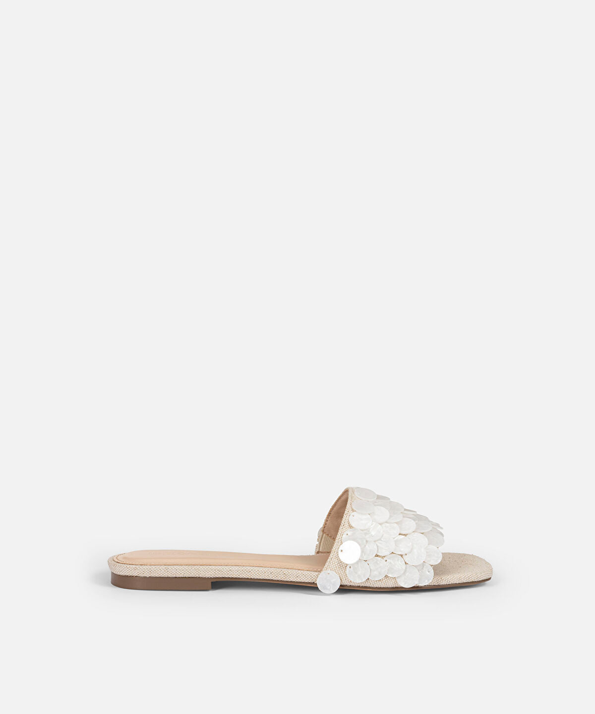 Zoomed Embellished Slides
