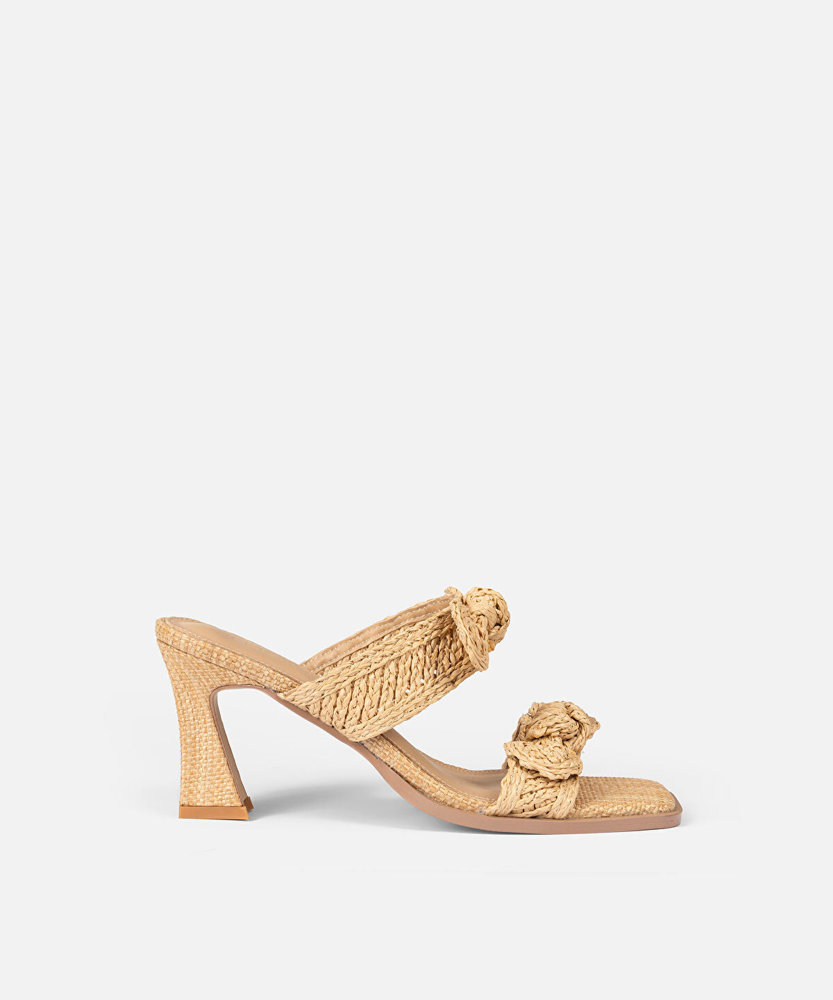 Zoomed Bow Detail Straw Effect Mules