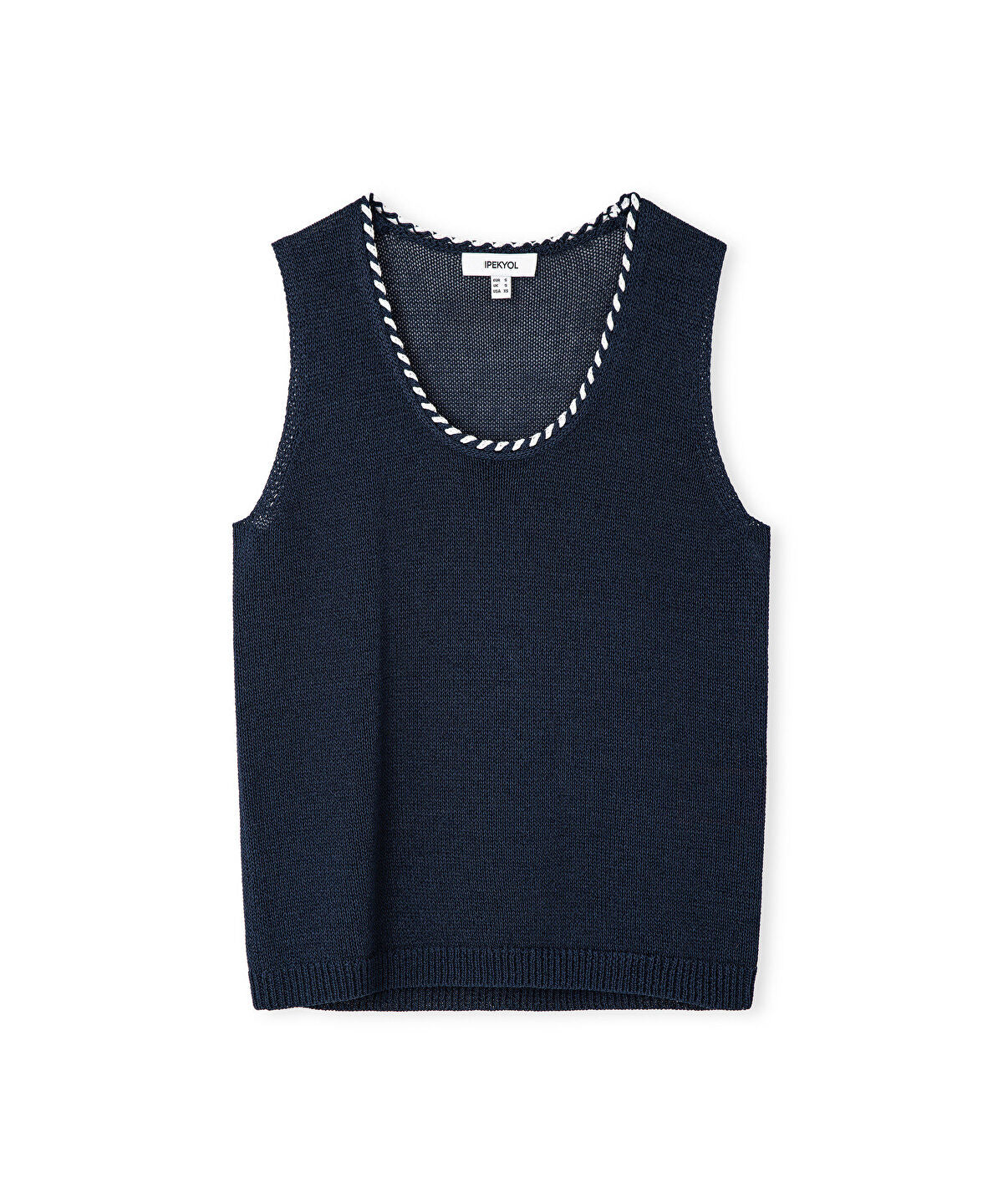 Zoomed Knit Top with Contrast Piping