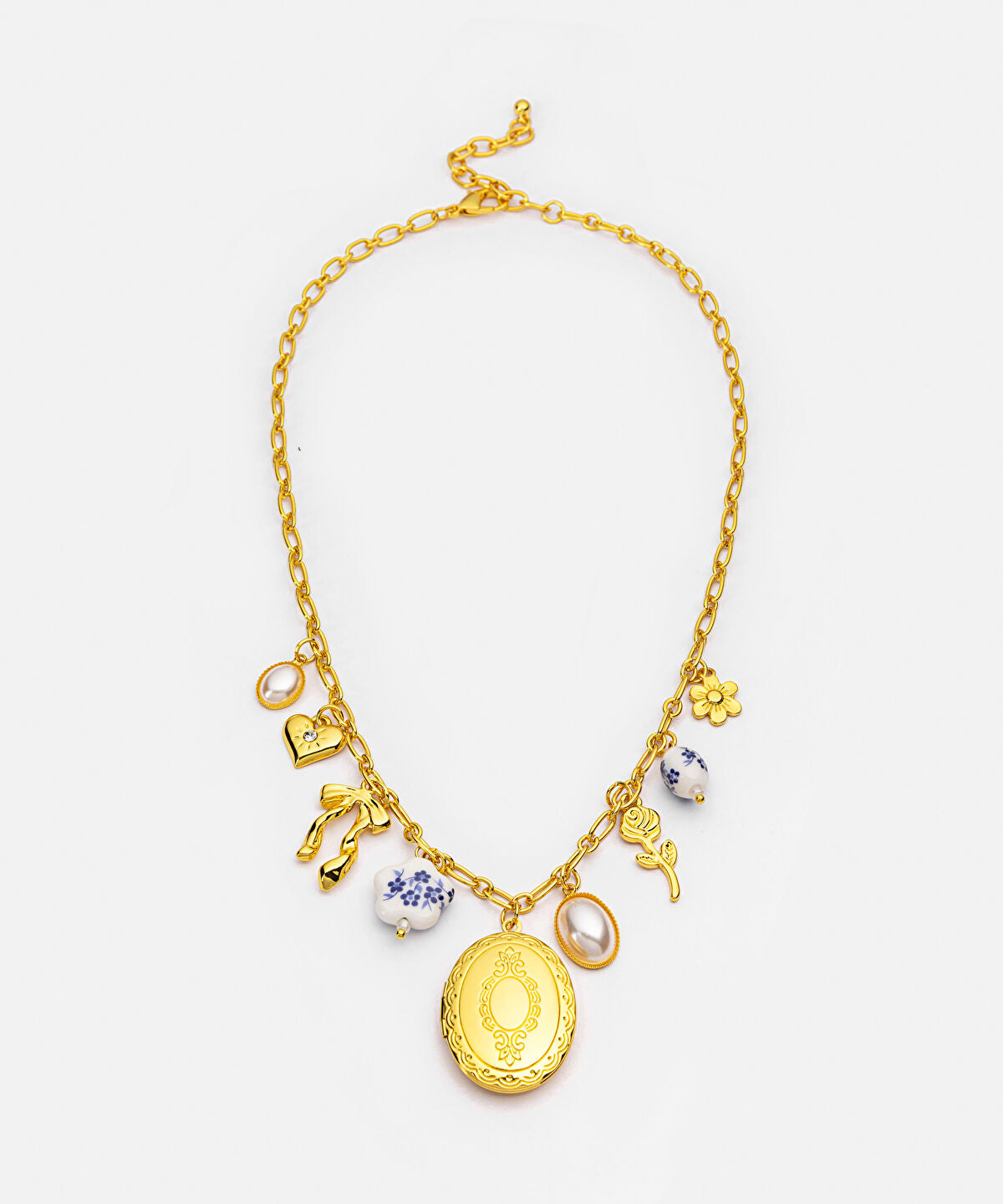 Zoomed NECKLACE