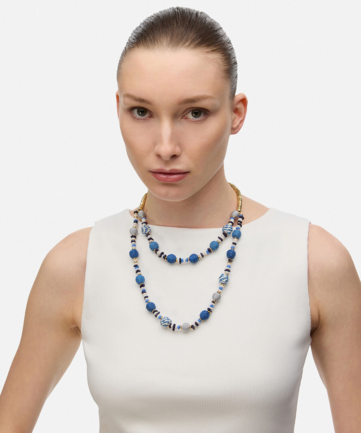 Zoomed Beaded Raffia Necklace