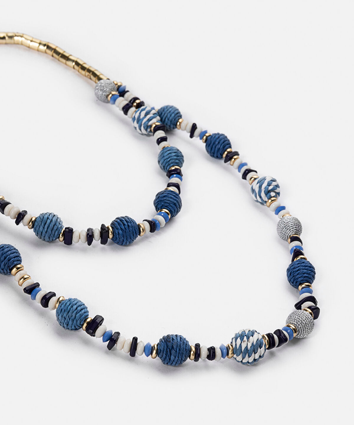 Zoomed Beaded Raffia Necklace