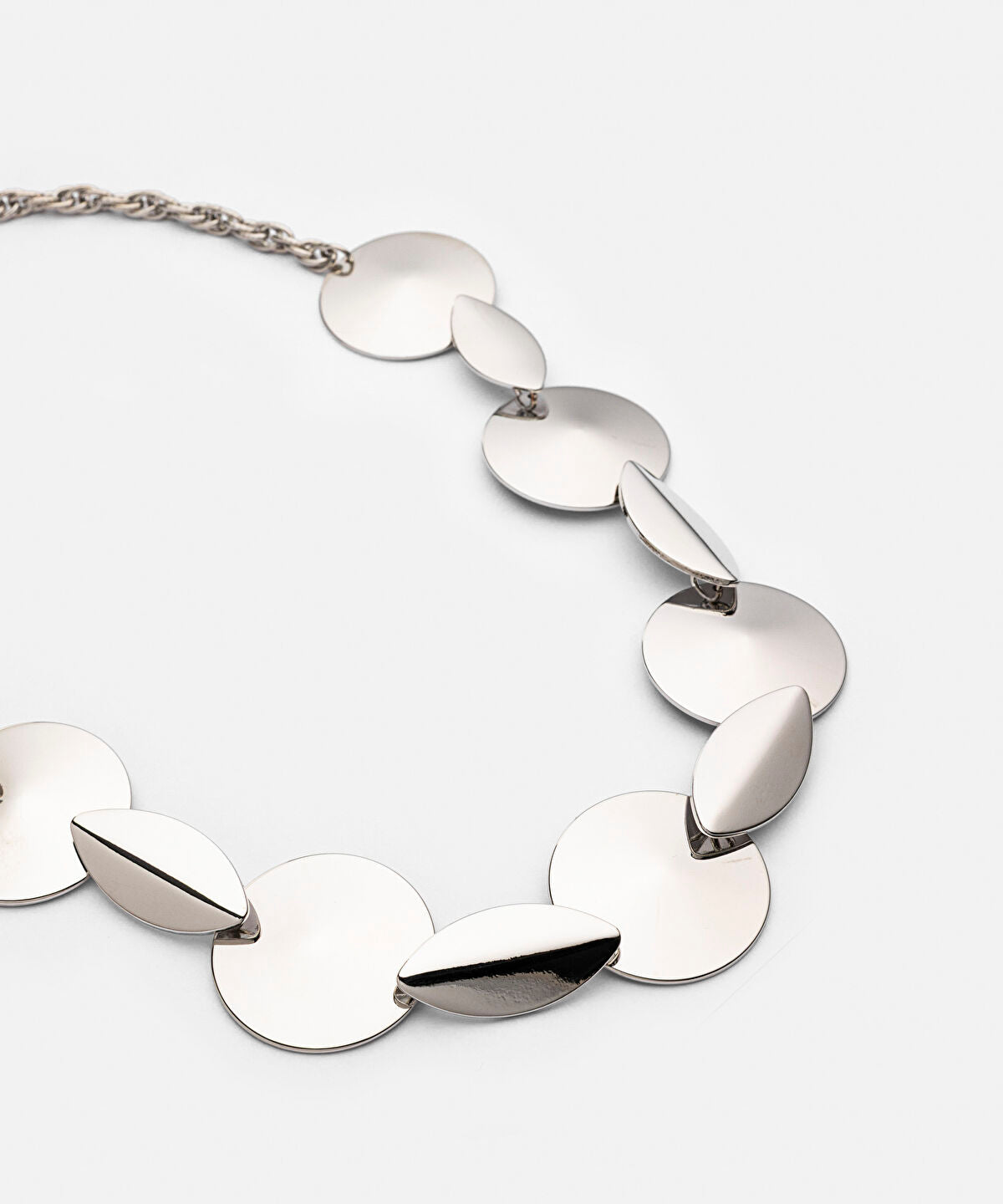 Zoomed Mixed Form Metal Necklace
