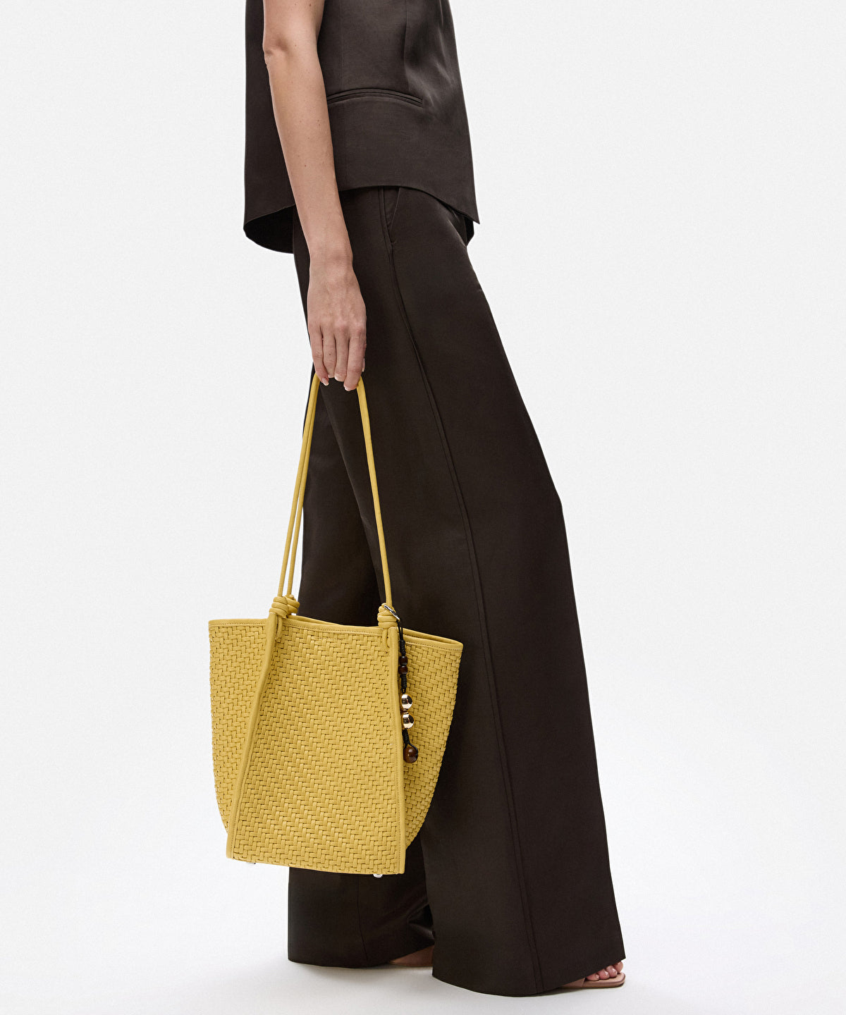 Zoomed Two-Piece Woven Bag