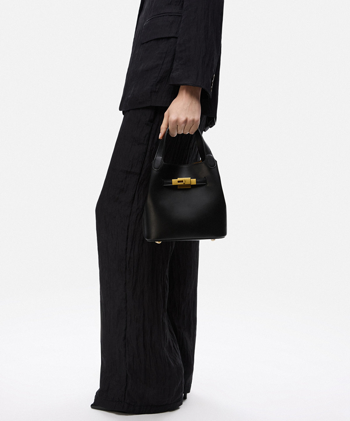 Zoomed Leather-Effect Bag