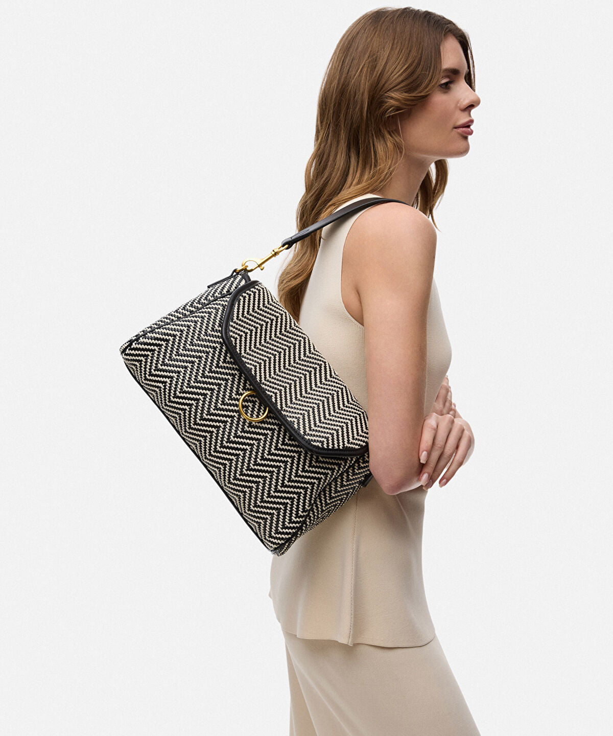 Zoomed Woven Flap Shoulder Bag
