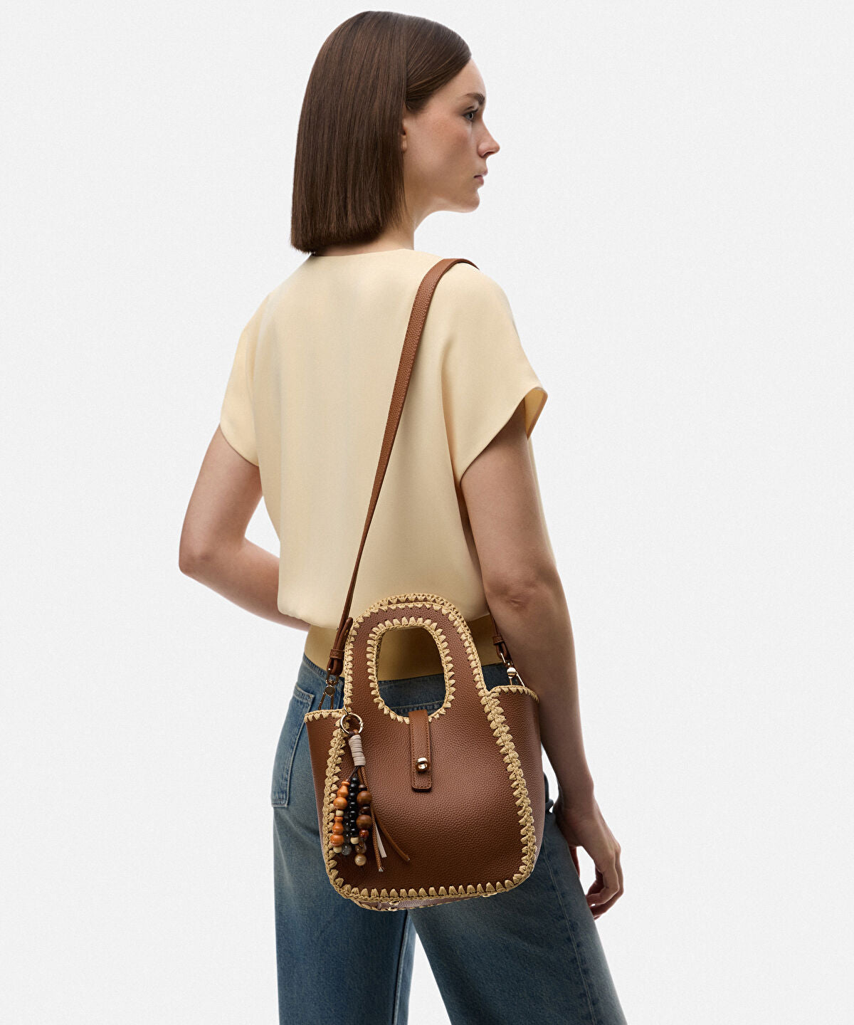Zoomed Contrast Stitch Bag