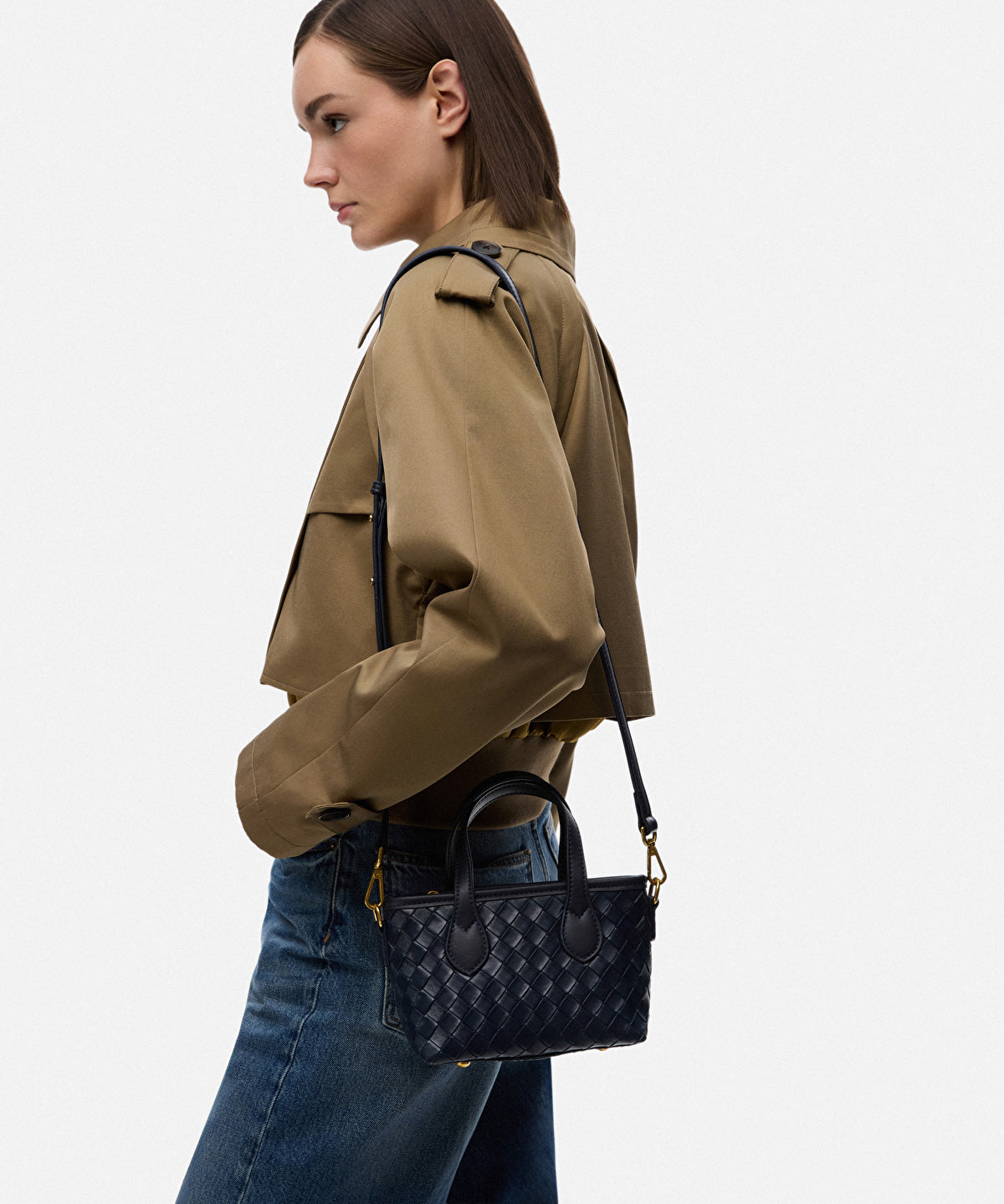 Zoomed Lattice Top Handle Bag