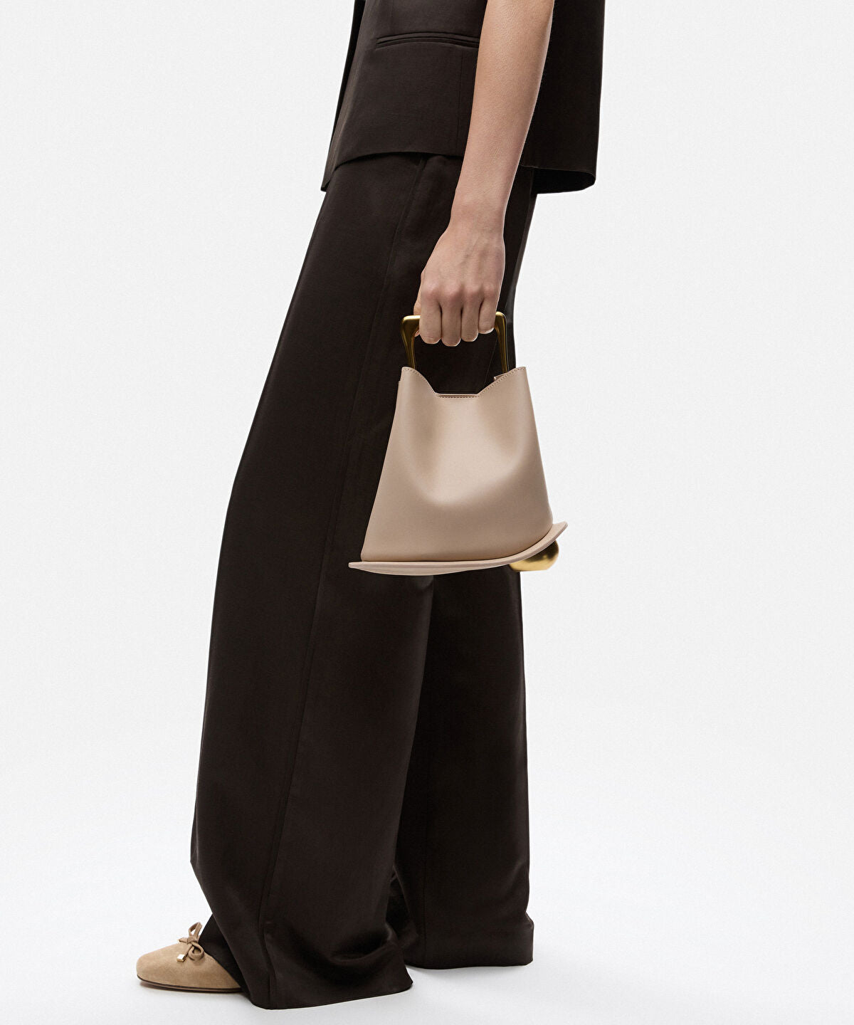 Zoomed Leather-Effect Top Handle Bag