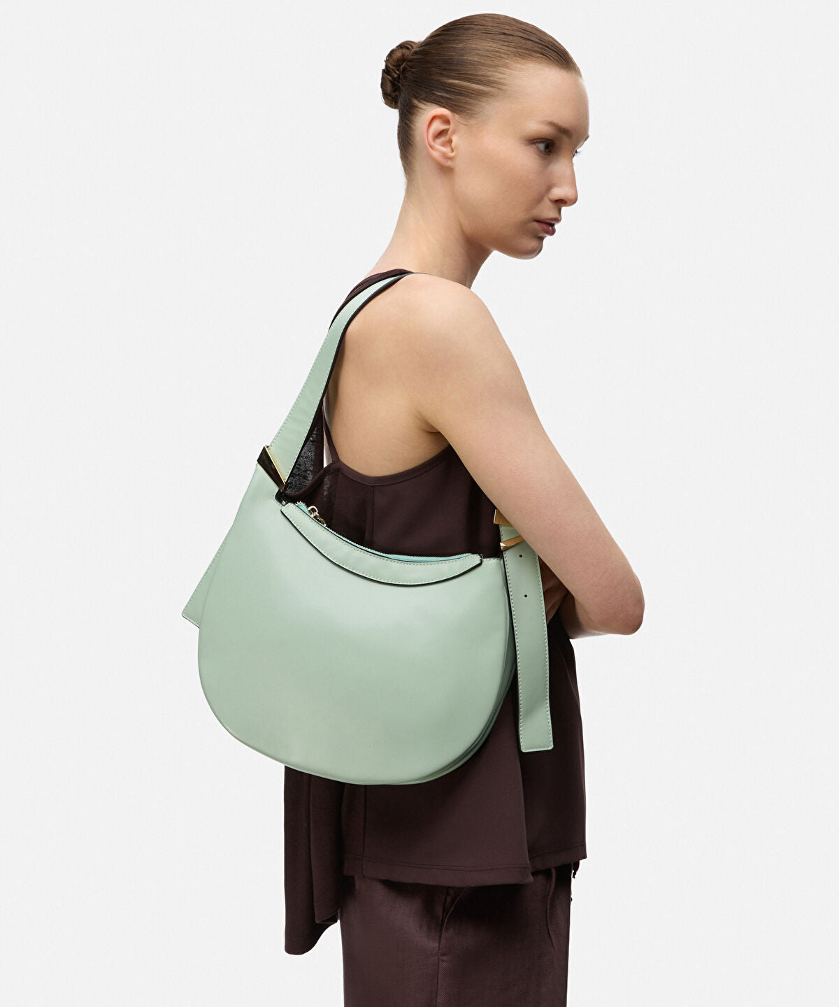 Zoomed Oval Leather Effect Bag