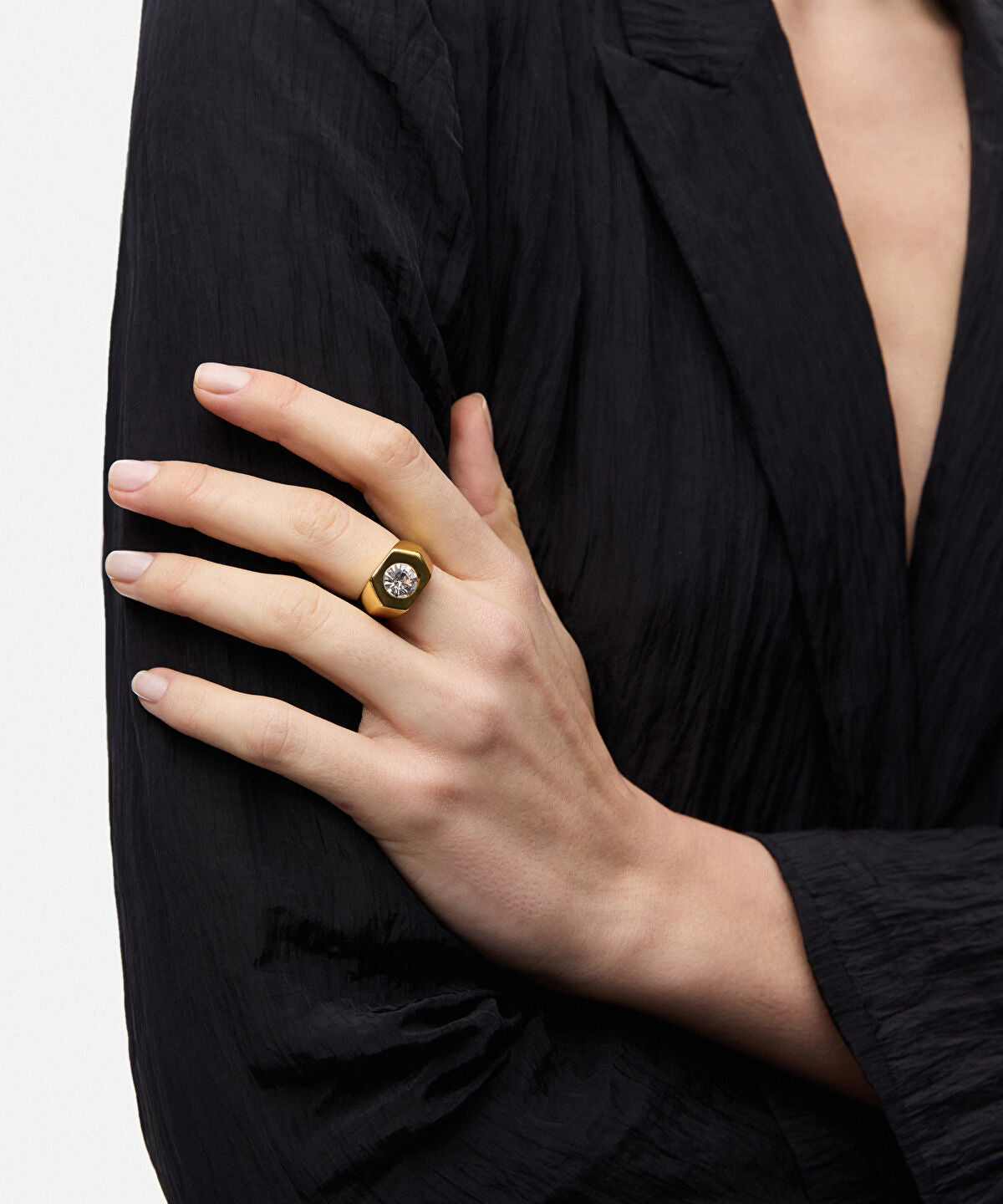 Zoomed Rhinestone Embellished Ring