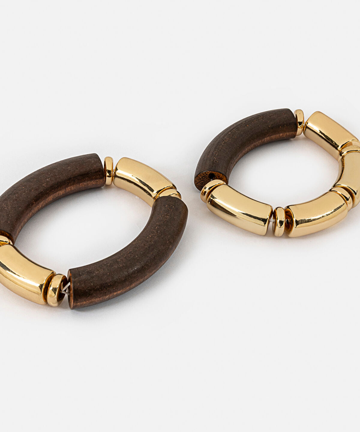 Zoomed Wood Piece Bracelet Set