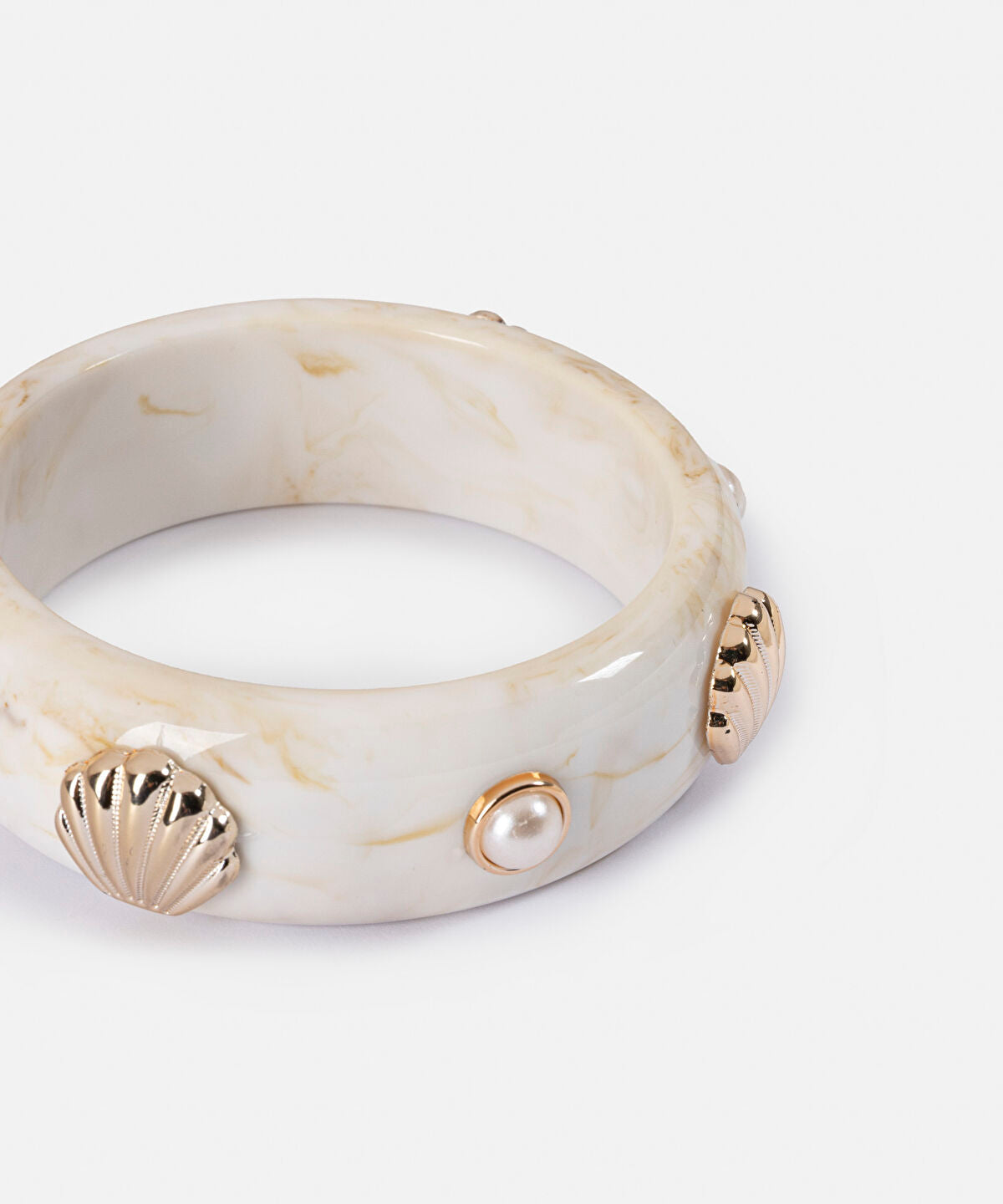 Zoomed Marine Motif Acrylic Bracelet