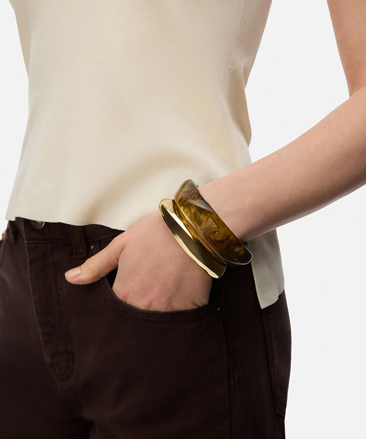 Zoomed Resin and Metal Bracelet Set