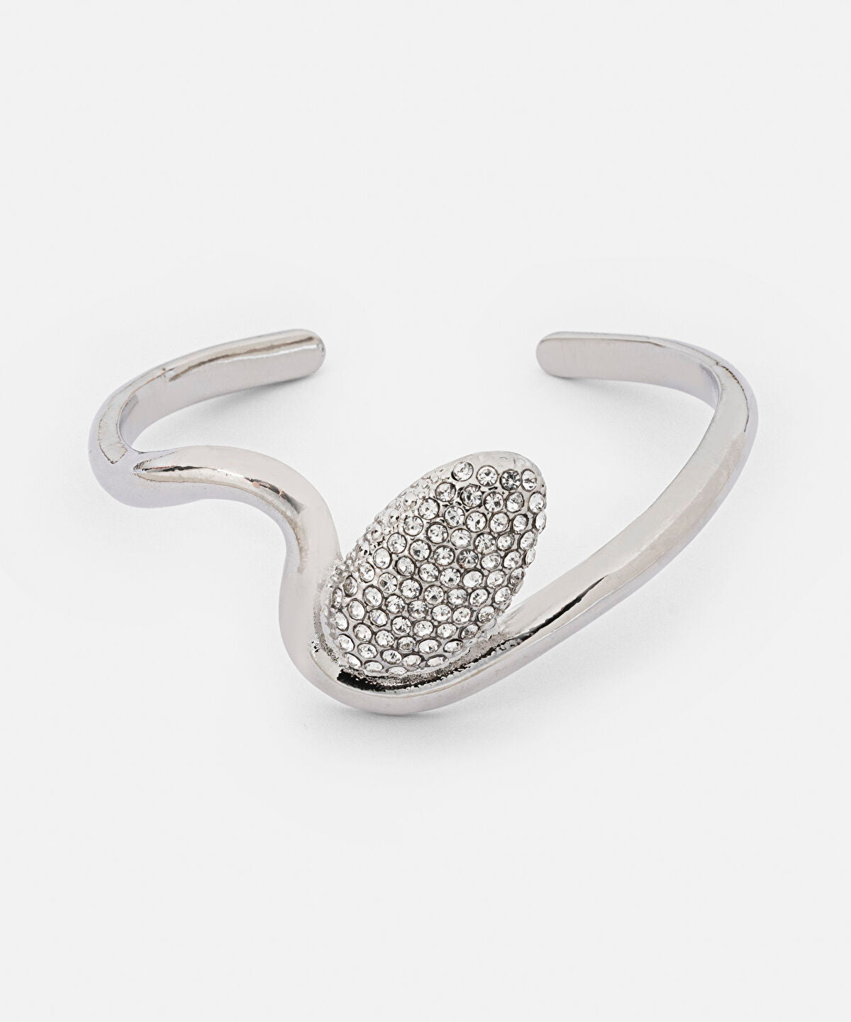 Zoomed Rhinestone Metal Bracelet