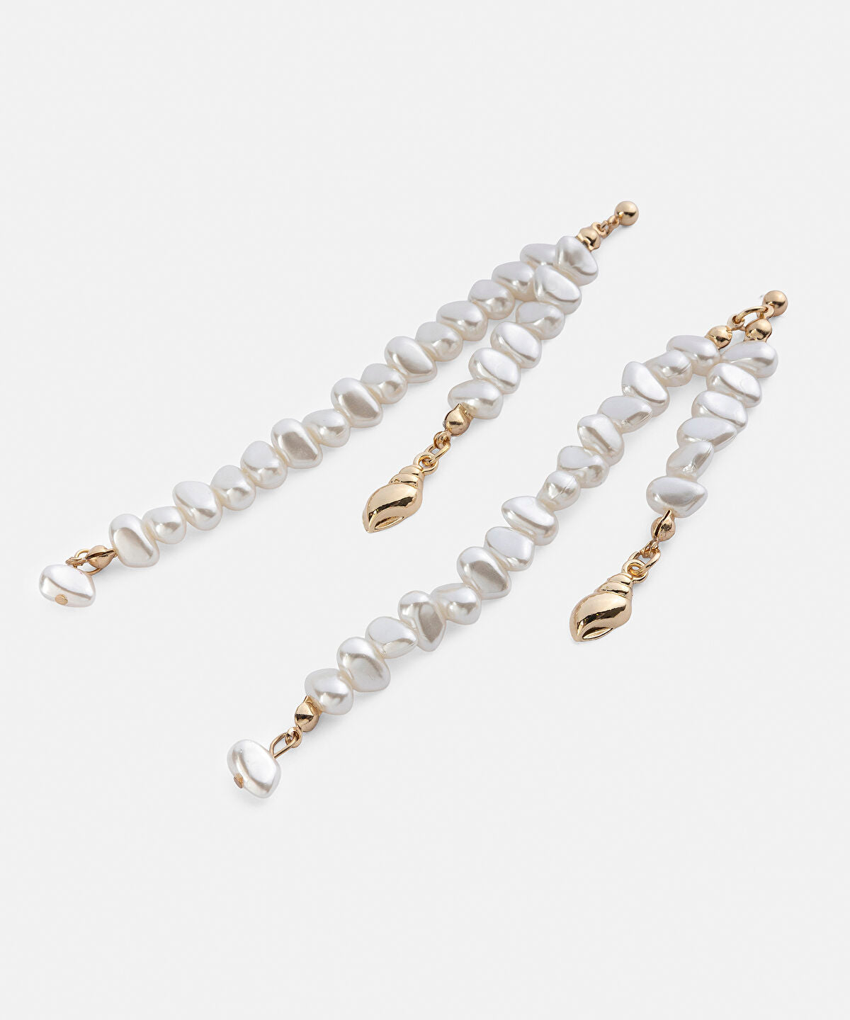 Zoomed Faux Pearl Dangle Earrings