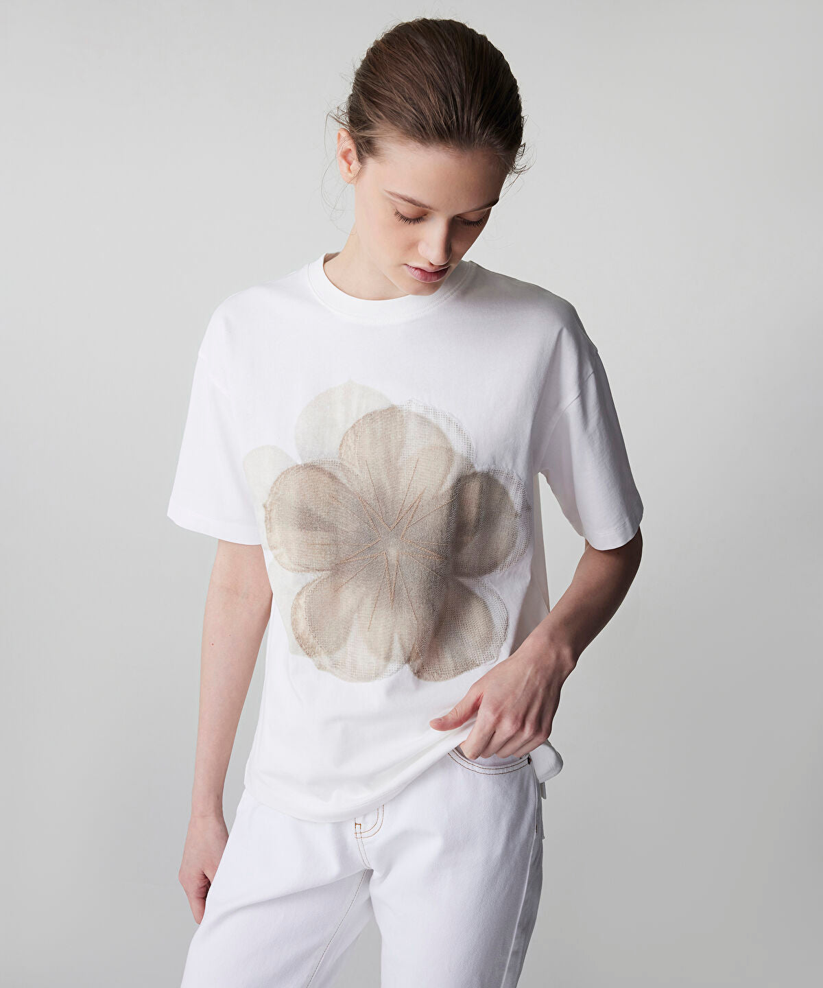 Zoomed Floral Print T-Shirt