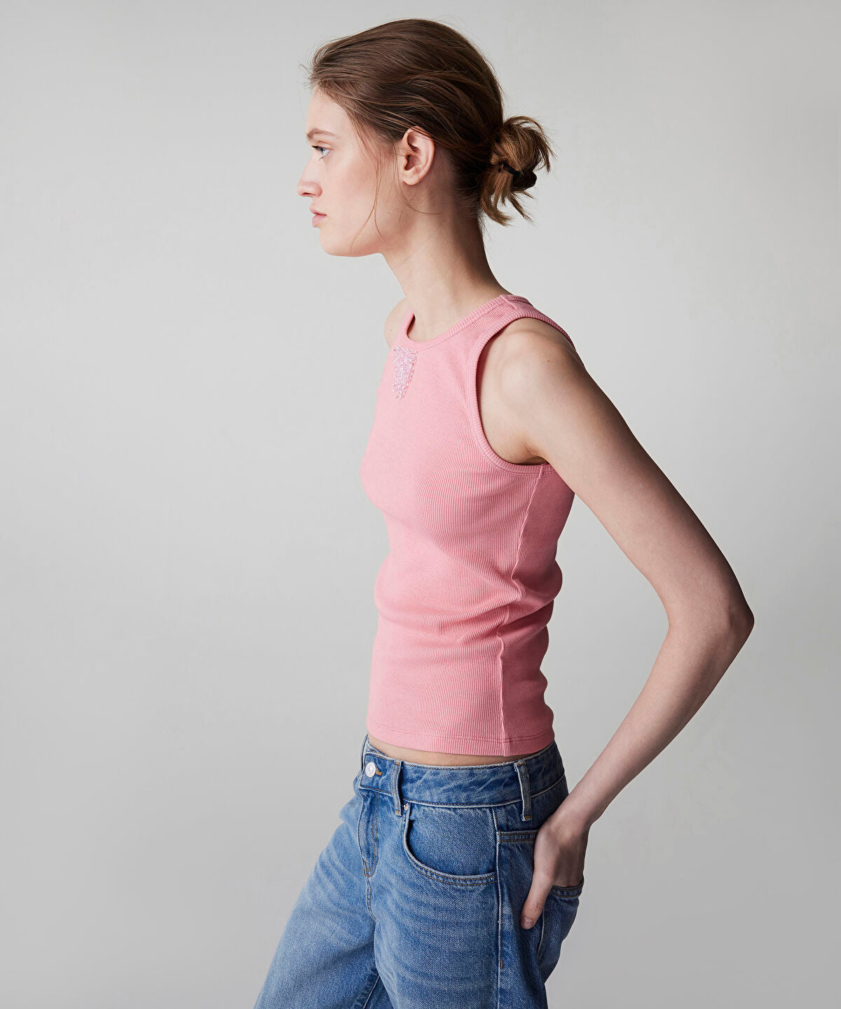 Zoomed Ribbed T-Shirt with Beads