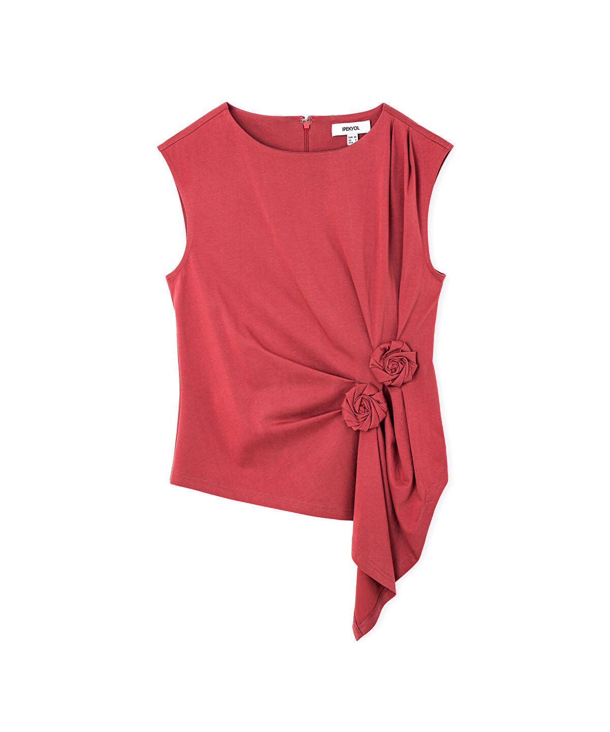 Zoomed Asymmetric T-Shirt with Floral Applique