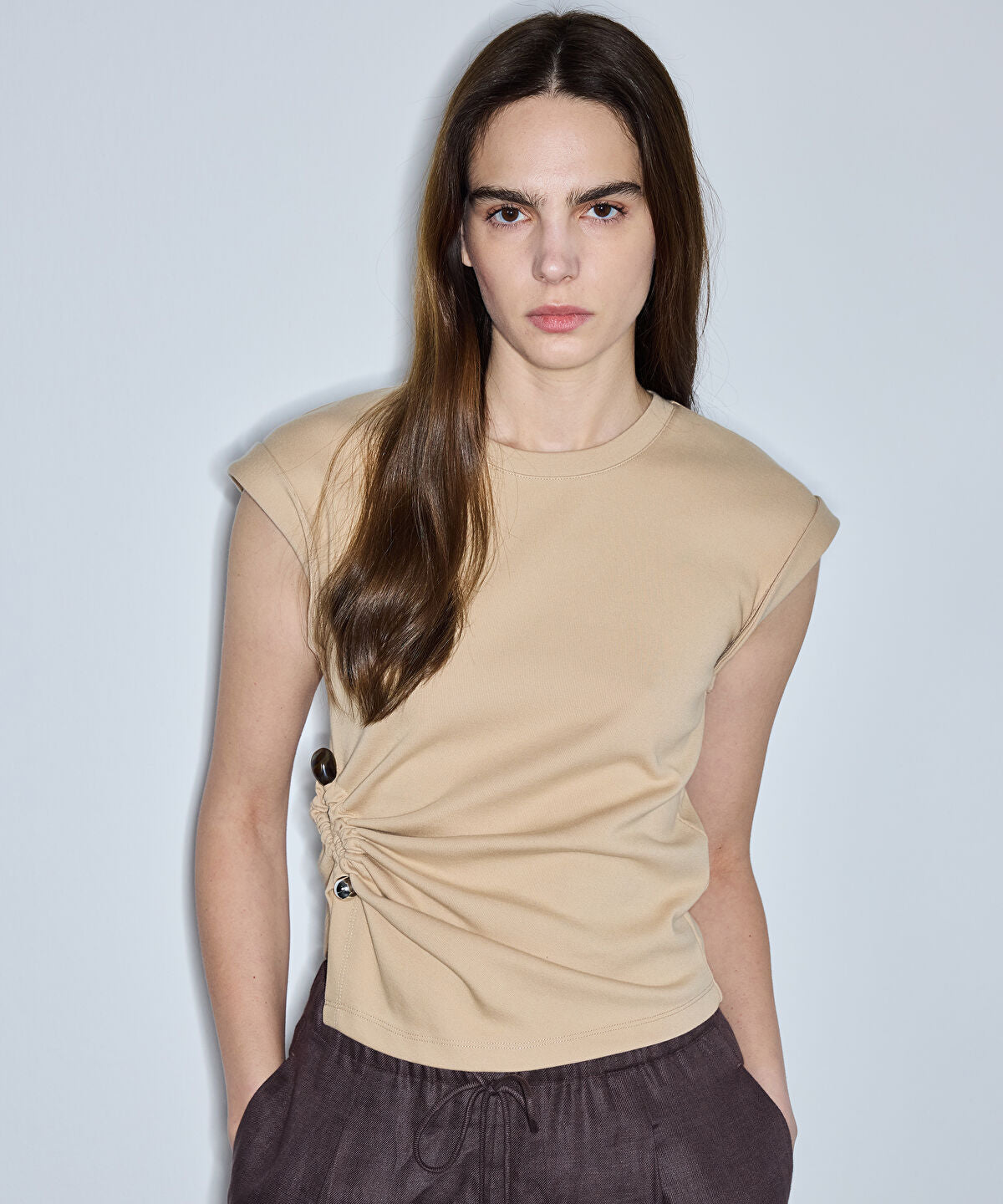 Zoomed Asymmetric Gathered T-Shirt