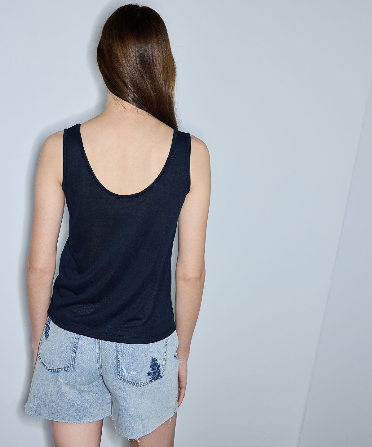 Zoomed Basic T-Shirt
