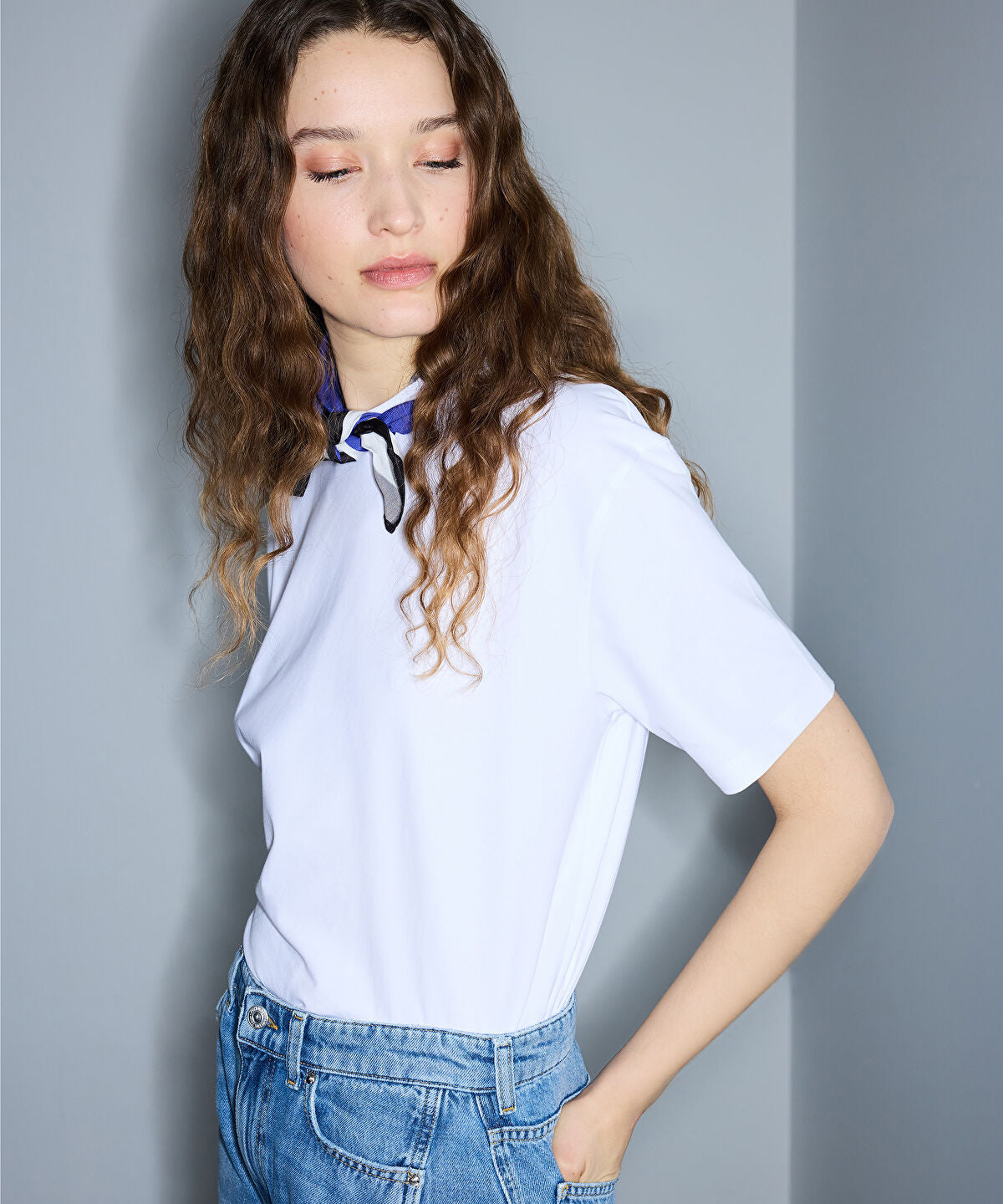 Zoomed Printed Scarf T-Shirt