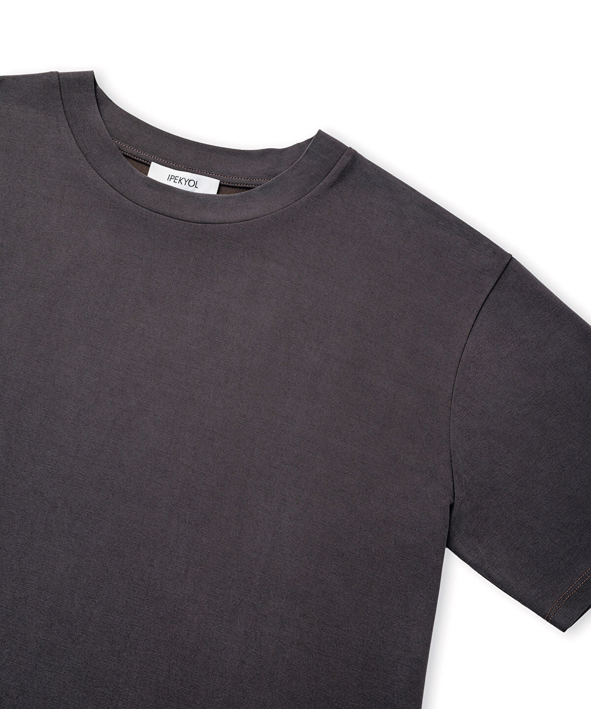 Basic T-Shirt