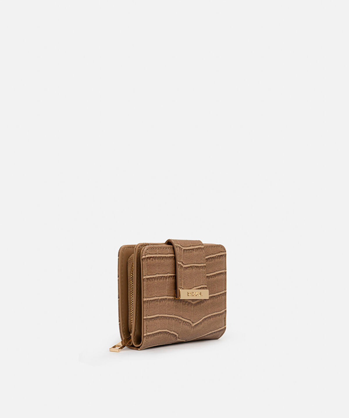 Zoomed Croc-Effect Wallet