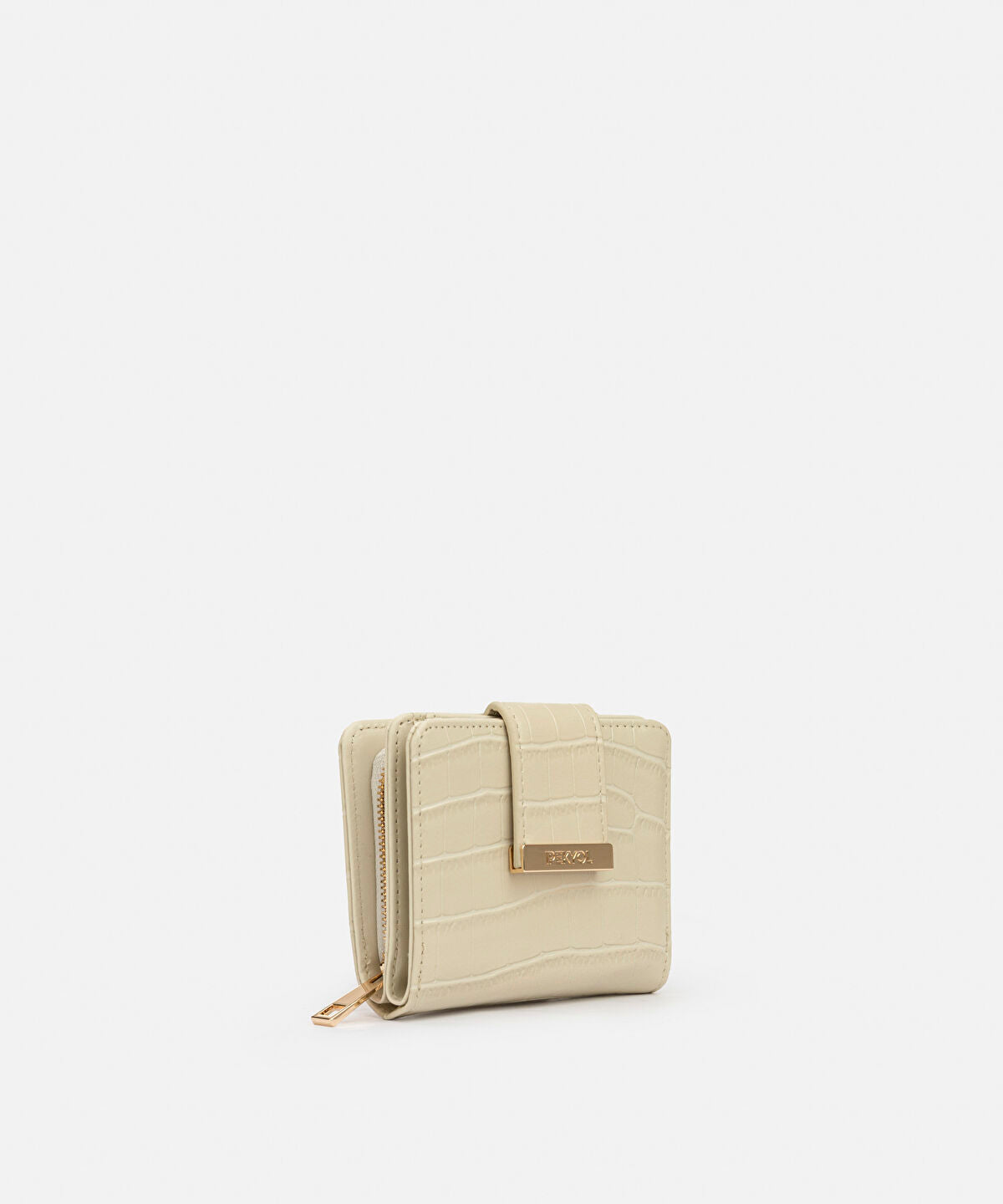 Zoomed Croc-Effect Wallet