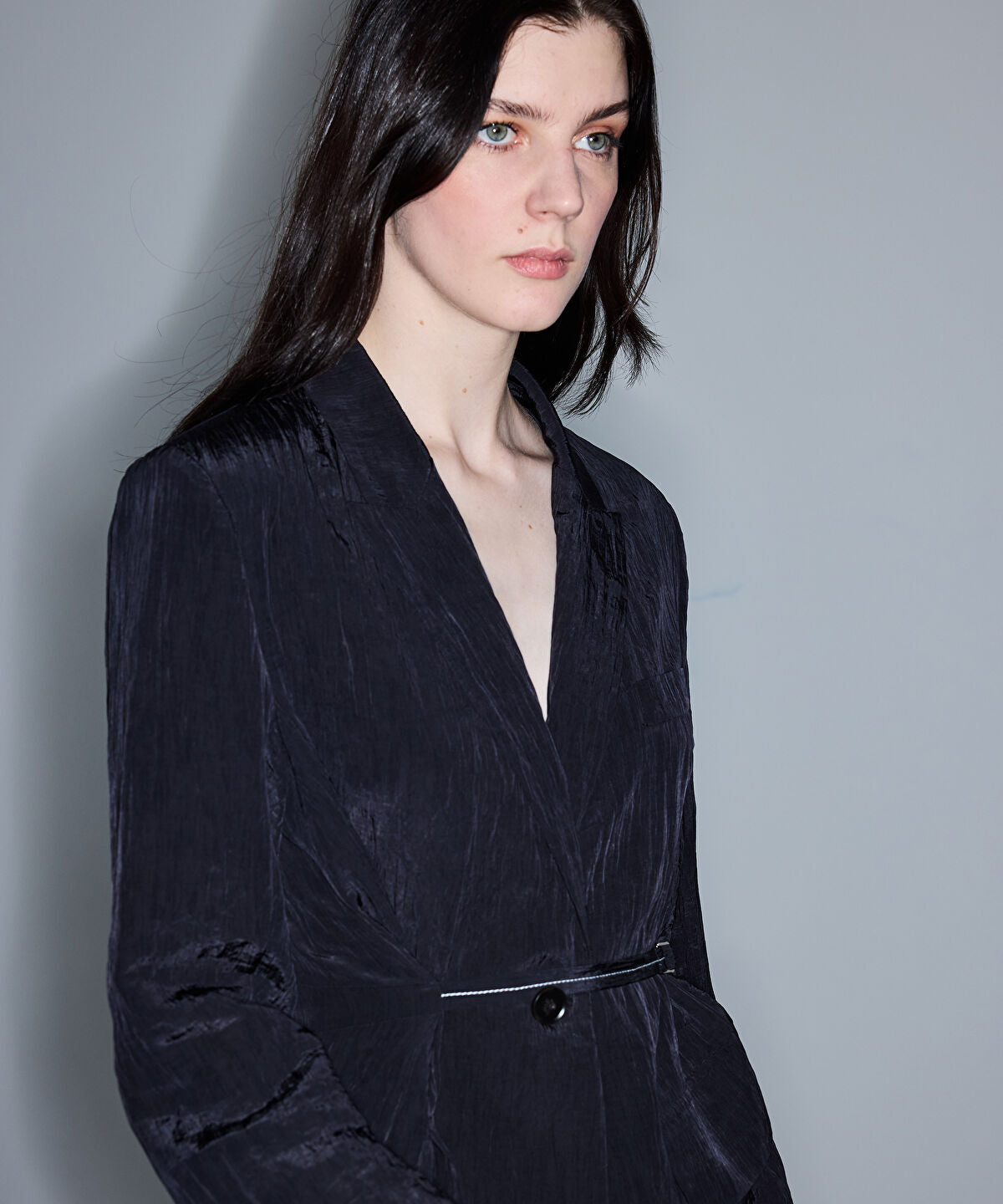 Zoomed Crinkle-Effect Blazer