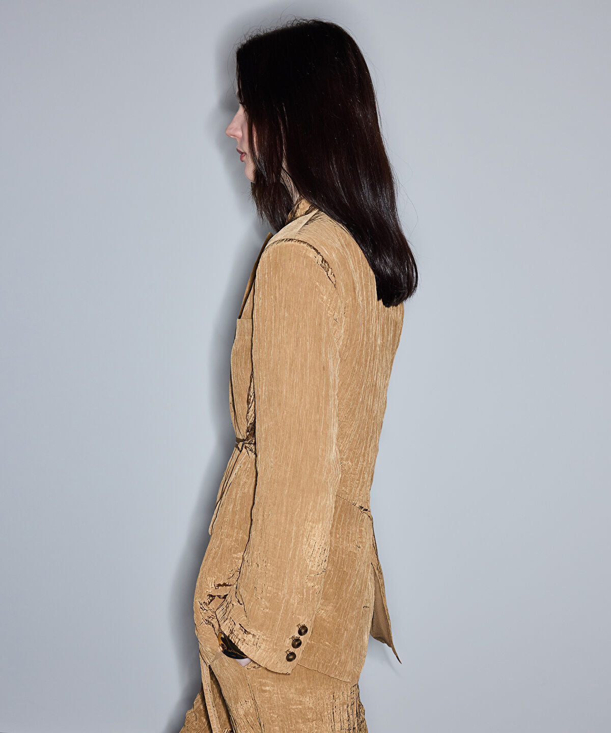 Zoomed Crinkle-Effect Blazer