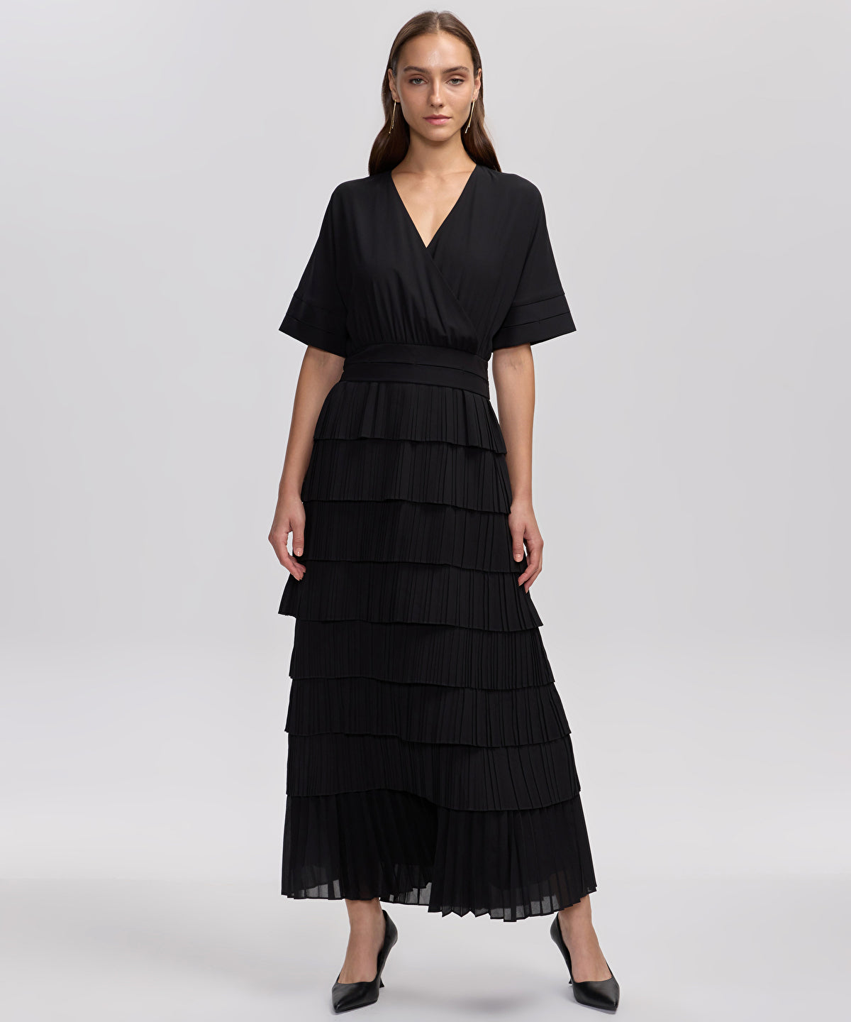 Zoomed Pleated Maxi Dress