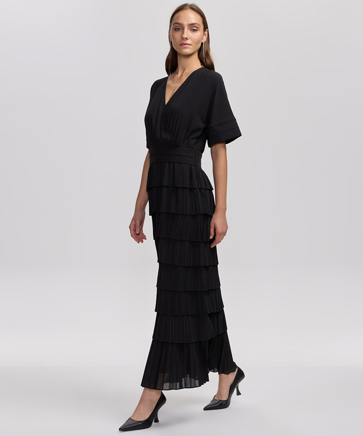 Zoomed Pleated Maxi Dress