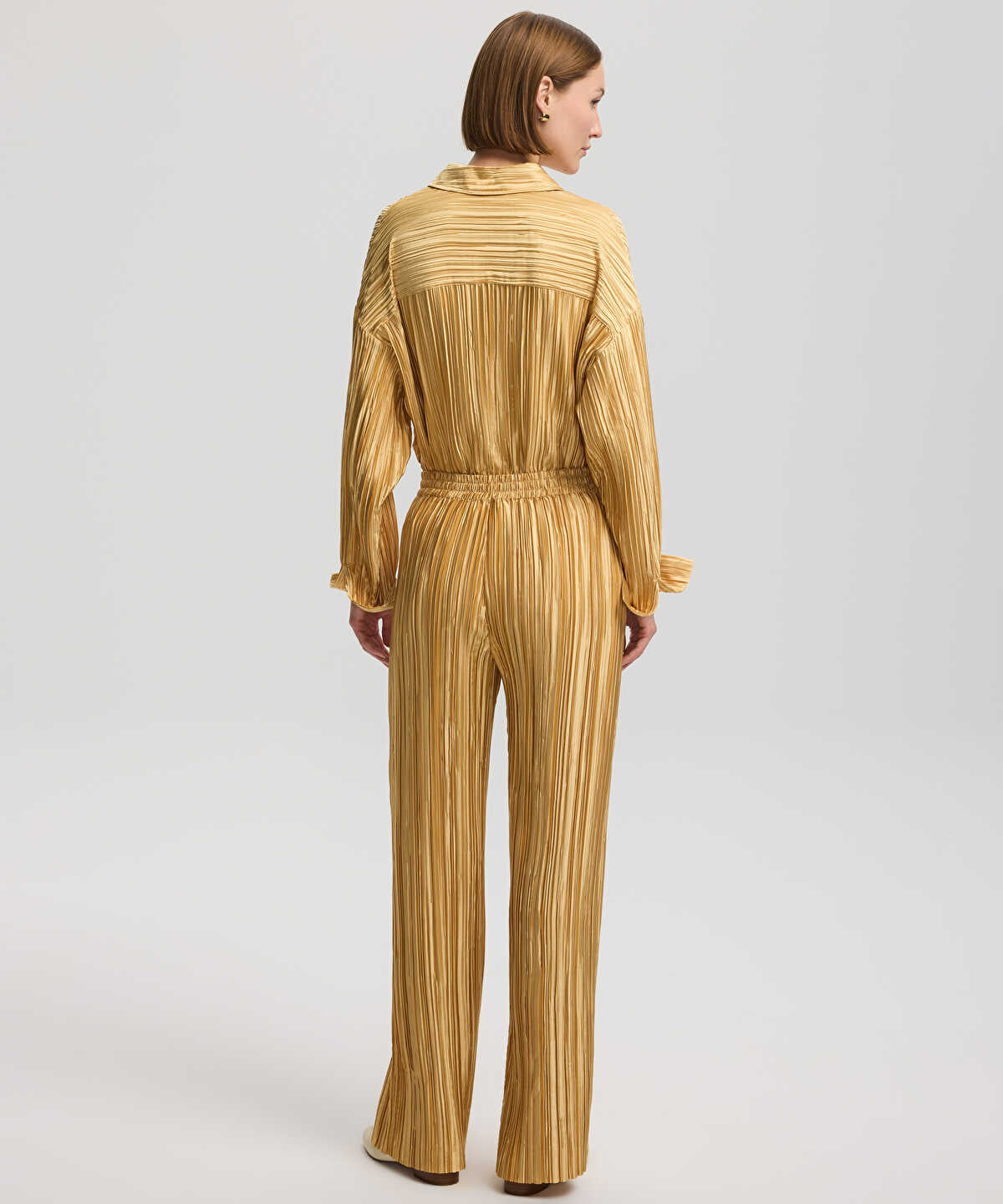 Pleated Wide-Leg Trousers