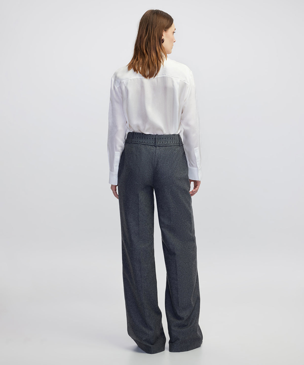 Zoomed Cutout Trousers
