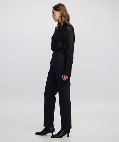 Belted Carrot Fit Trousers