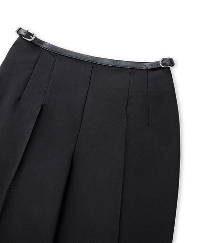 Belted Carrot Fit Trousers